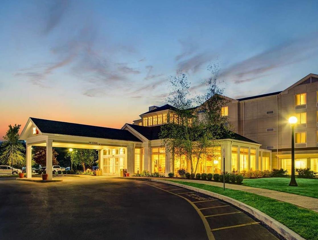 Hilton Garden Inn Danbury Eksteriør billede