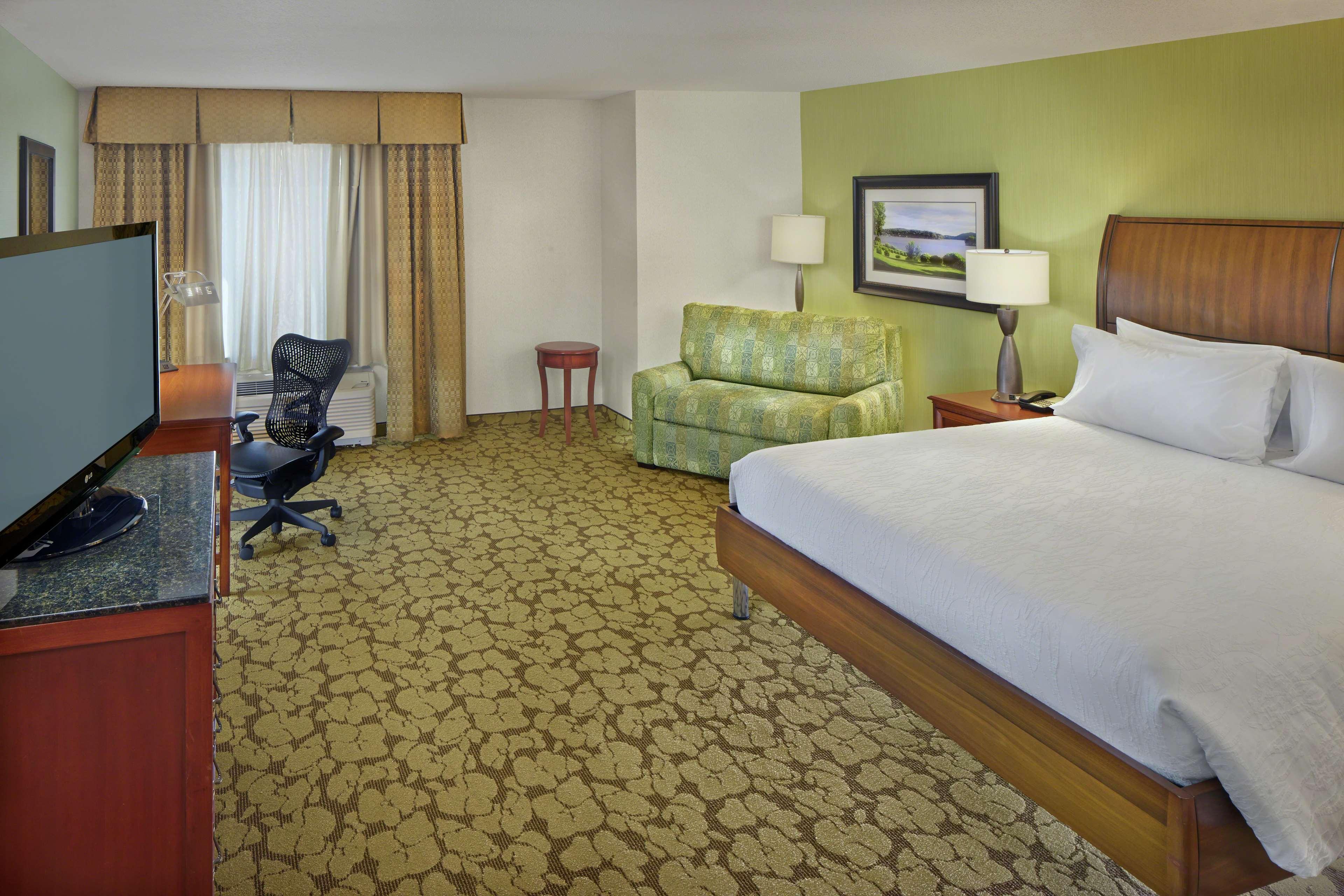 Hilton Garden Inn Danbury Eksteriør billede