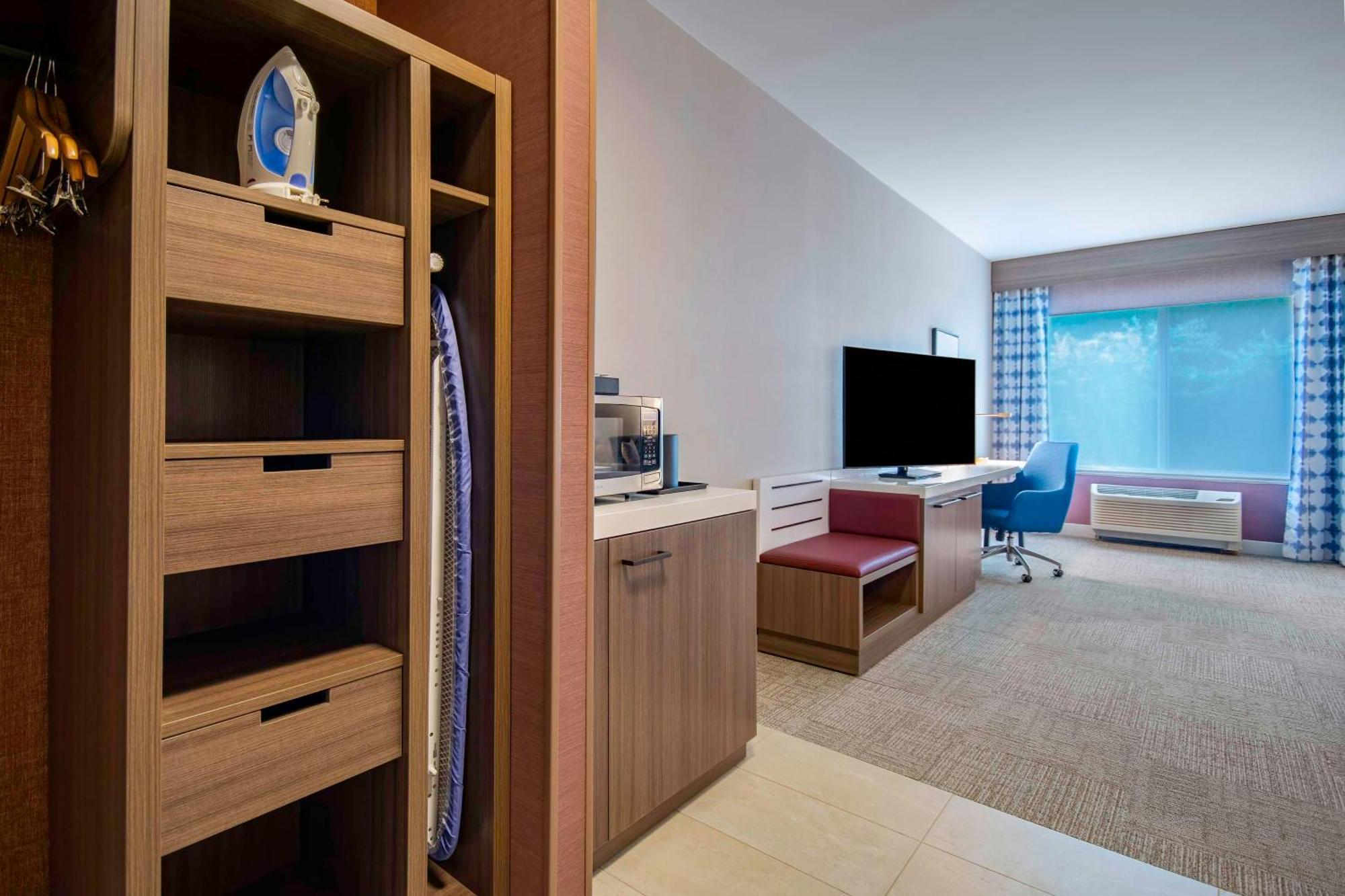 Hilton Garden Inn Danbury Eksteriør billede